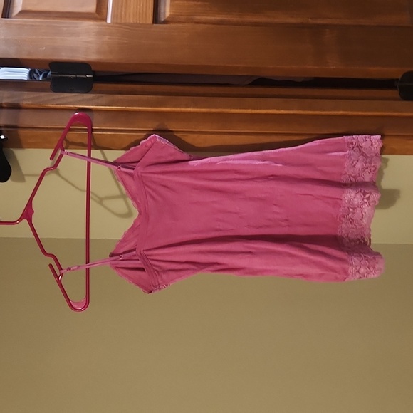 Vanity Tank Top, medium - Picture 2 of 3